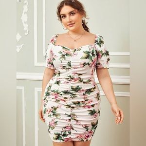 Emery Rose sweetheart neck ruched floral dress 2x